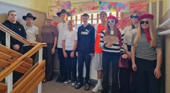 49a14de2-b2aa-424d-9dd1-428296df1bb6