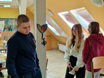 7c57ca5f-d4fd-469e-b9bd-97ffc40663b3