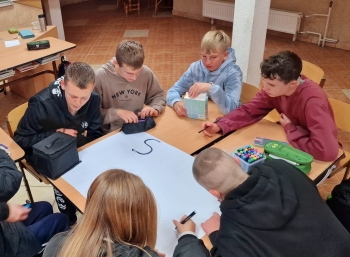 d71b7694-e1ba-4960-82ff-8a521001bbf6