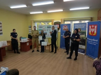 145484dd-e0c8-4247-beec-2256076d69e4