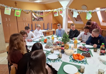 7a9779a2-4c0e-41ce-9245-b1a0556ff5c5