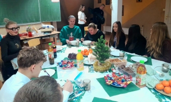 e87226dc-dee8-4bcf-b662-214249cf0c73