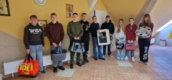 8e313af8-9339-454c-bc4c-9c6d68b7c6d9