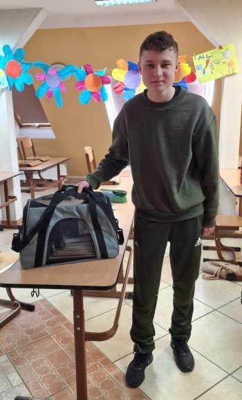 6f491115-c877-4f81-8a79-39534e3a6bf8