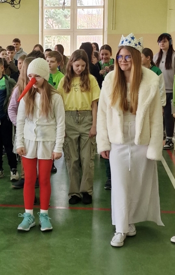 1dc9d9fd-2341-4c73-8dcd-7c01a9112811