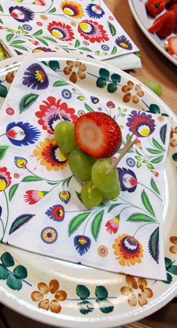 ea4e3df3-352b-44e7-9cff-d0fee7491845