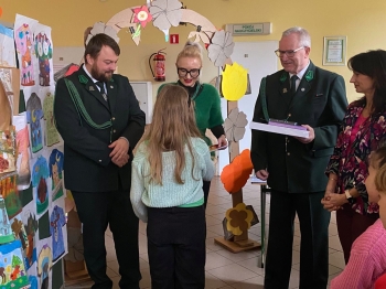 3f3242d4-b069-41a2-ba1d-5d966f818a3f