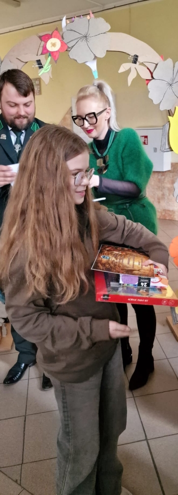 7e726161-5d6c-4b9f-9e9e-ca33cad565c4