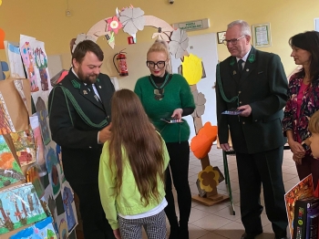 8bea9dd2-8768-42ba-9366-a9152d13dc2d