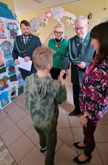 28f0f910-3580-494c-b410-2b09b02b1137