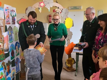 1331a785-7b90-44dc-a75e-92e67008ec47