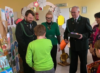 ffb02568-0837-4afb-af31-5f87bc8d54c7