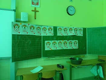 89