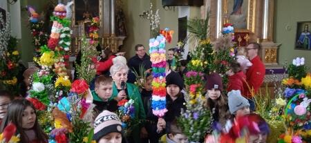 Sukcesy Jasia i Zosi w gminnym konkursie ''O najpiękniejszą palmę wielkanocną''...