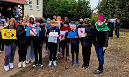 STOP PRZEMOCY - uczestniczyliśmy w marszu profilaktycznym uczniów naszej szkoły...