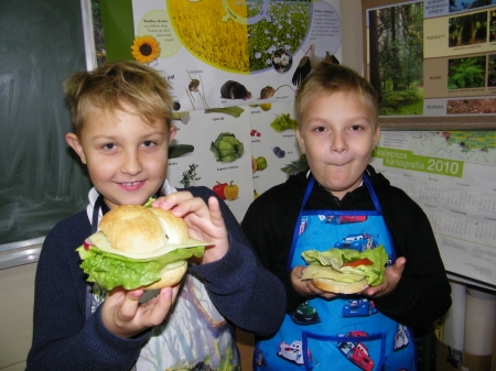 Sami przygotowaliśmy zdrowe kanapki w ramach akcji ''Śniadanie daje moc''