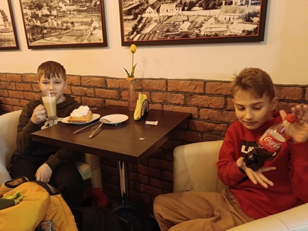 Dzień kobiet w kawiarni