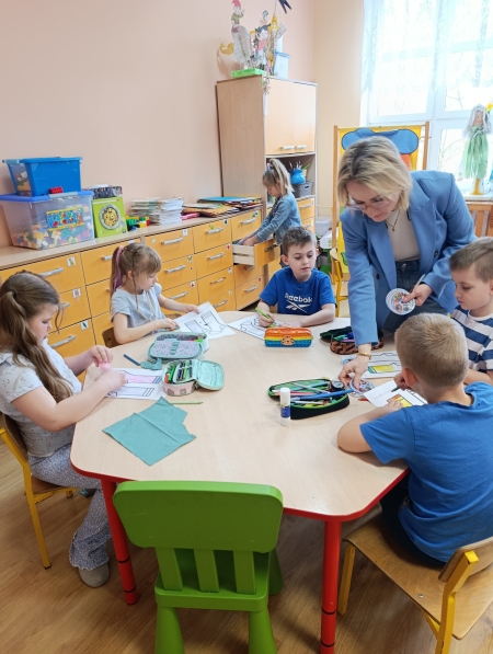 Światowy Dzień Świadomości Autyzmu i Dzień Kolorowej Skarpetki 