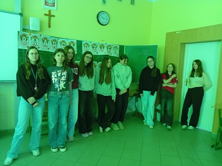 Dzień Kobiet w klasie 7